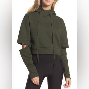 ALO YOGA Peak Cutout Pullover